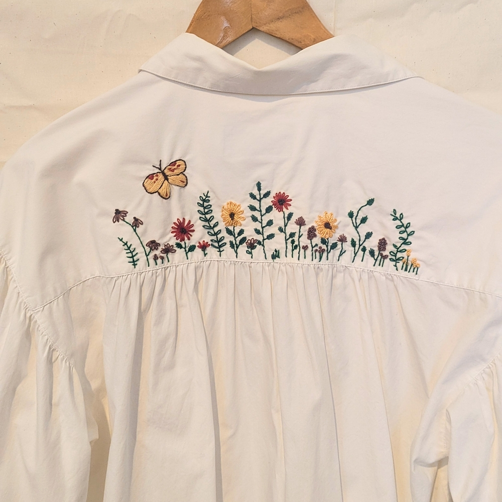 Eddie Bauer Cream Shirt with Floral Embroidery